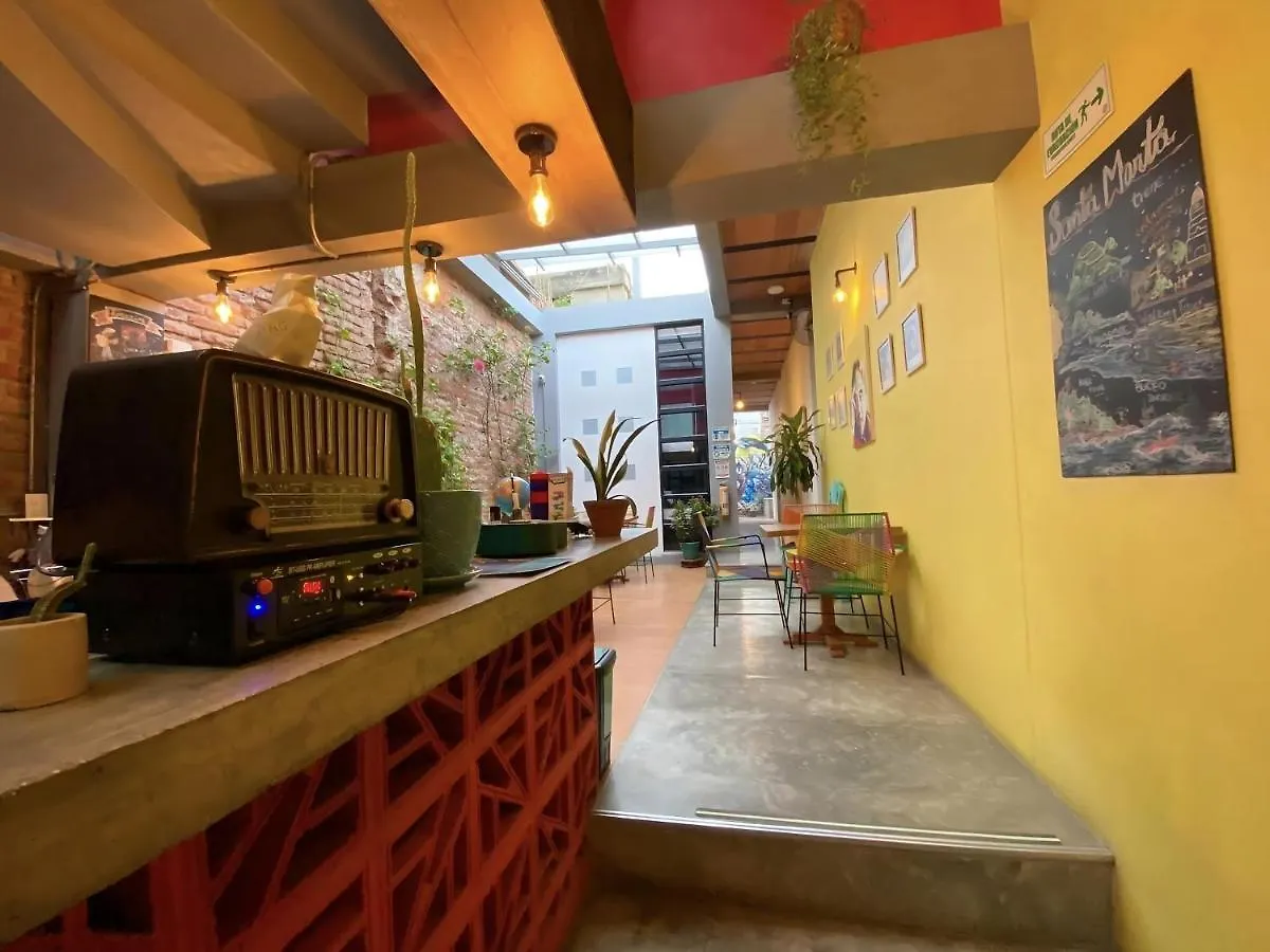 Imagine Hostel Santa Marta
